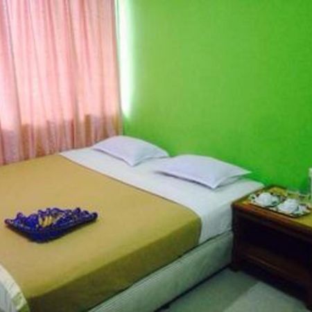 F Hotel Sungai Dua Bukit Eksteriør bilde