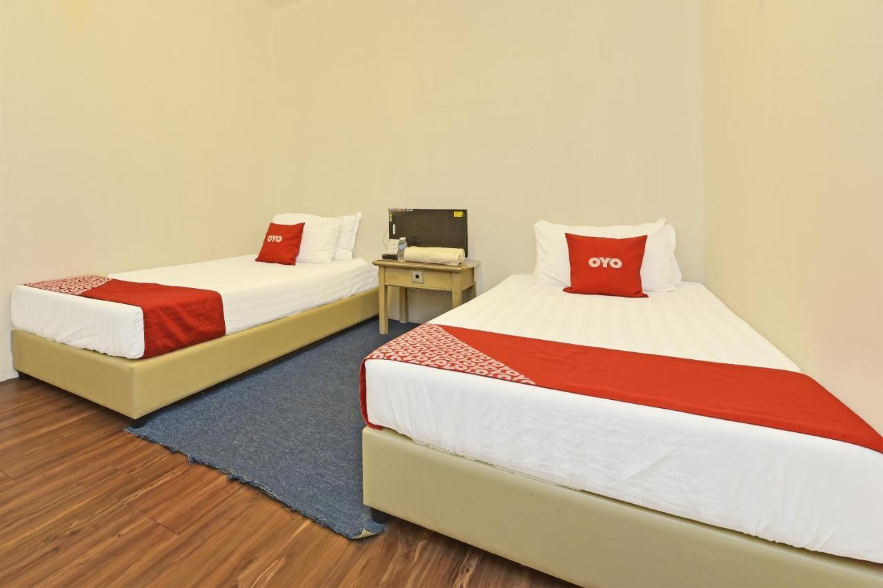 F Hotel Sungai Dua Bukit Eksteriør bilde