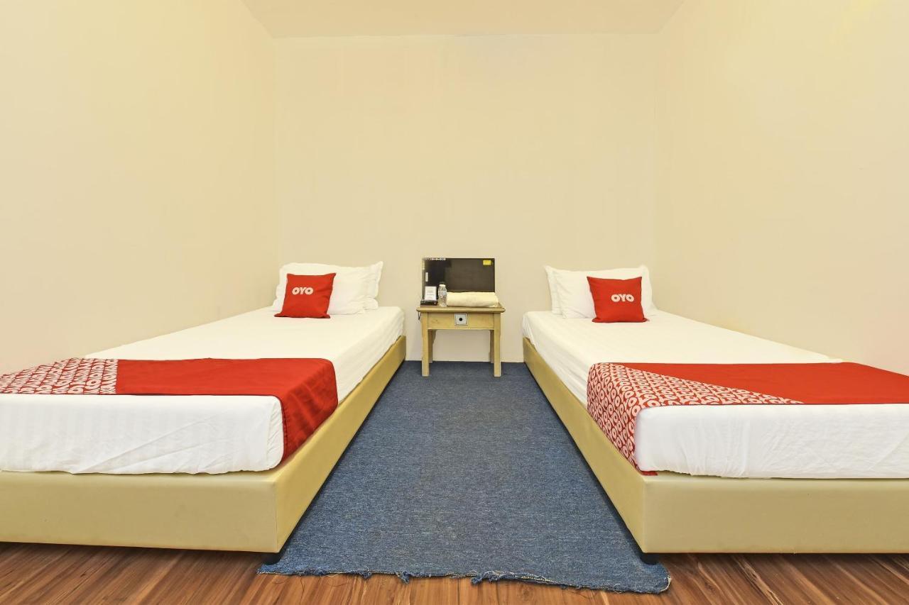 F Hotel Sungai Dua Bukit Eksteriør bilde